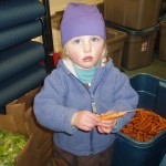 P1010003 Ida in purple hat